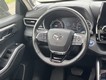 2021 Toyota Highlander Hybrid Limited thumbnail image 13