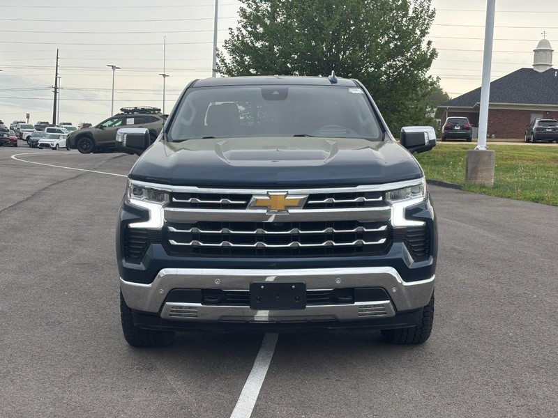 Chevrolet Silverado 1500 Vehicle Full-screen Gallery Image 08