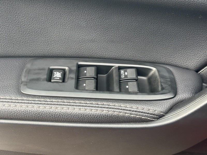 Ford Ranger Vehicle Full-screen Gallery Image 16