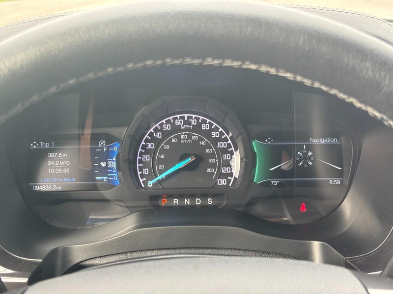 Ford Ranger Vehicle Full-screen Gallery Image 19