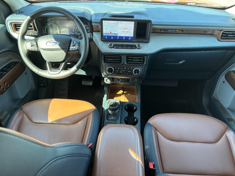 Ford Maverick Vehicle Full-screen Gallery Image 11