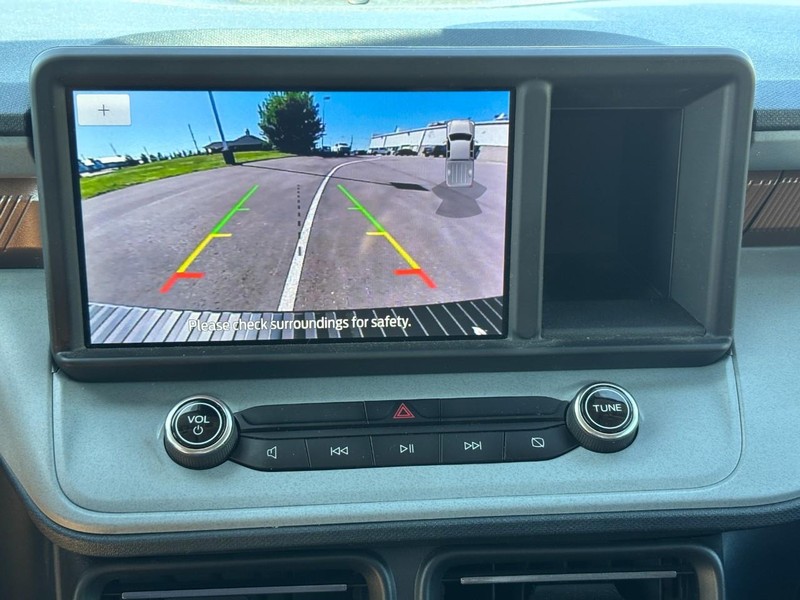 Ford Maverick Vehicle Full-screen Gallery Image 21