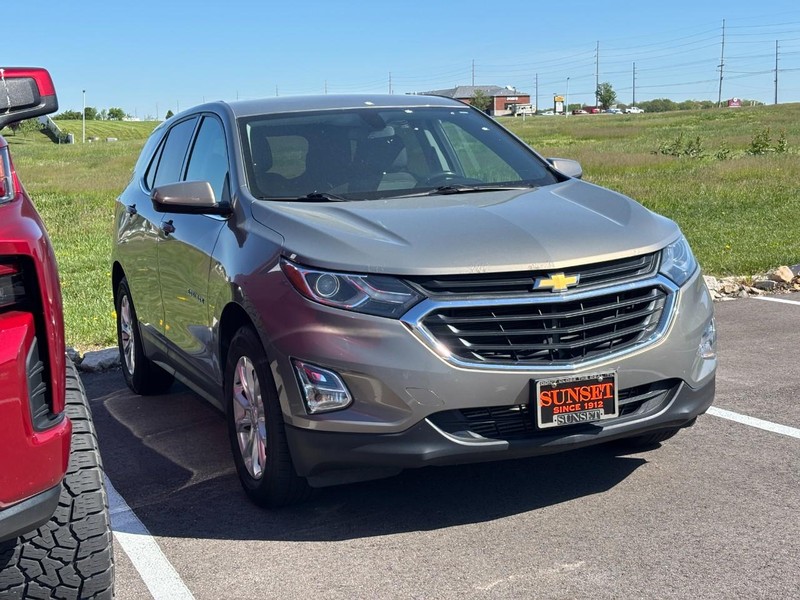 Chevrolet Equinox Vehicle Full-screen Gallery Image 03