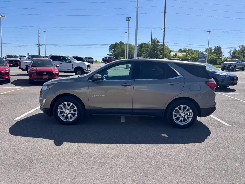 Chevrolet Equinox Vehicle Full-screen Gallery Image 06