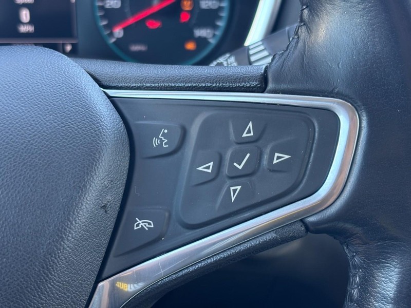 Chevrolet Equinox Vehicle Full-screen Gallery Image 18