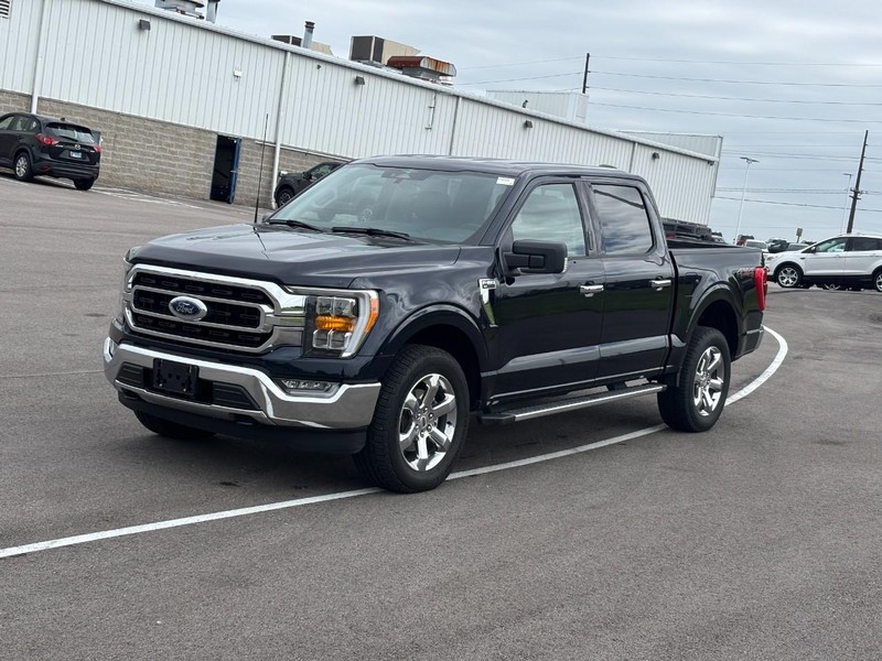 Ford F-150 Vehicle Full-screen Gallery Image 07