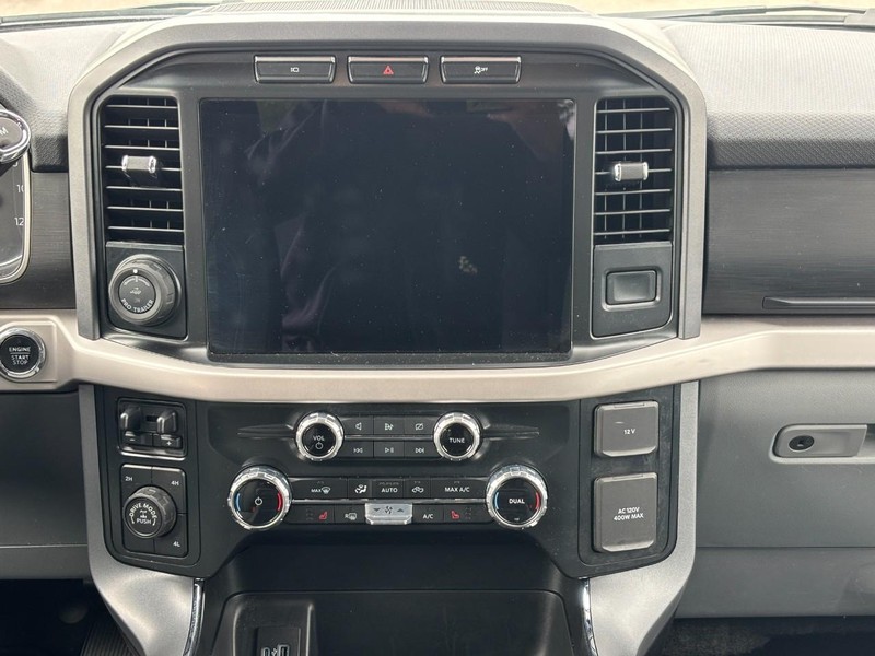 Ford F-150 Vehicle Full-screen Gallery Image 13