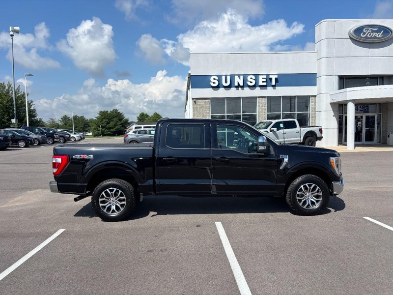 Ford F-150 Vehicle Full-screen Gallery Image 02