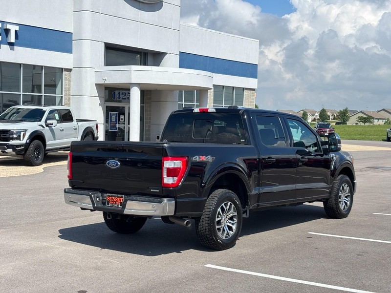 Ford F-150 Vehicle Full-screen Gallery Image 03