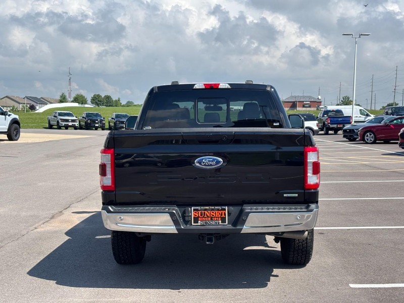 Ford F-150 Vehicle Full-screen Gallery Image 04