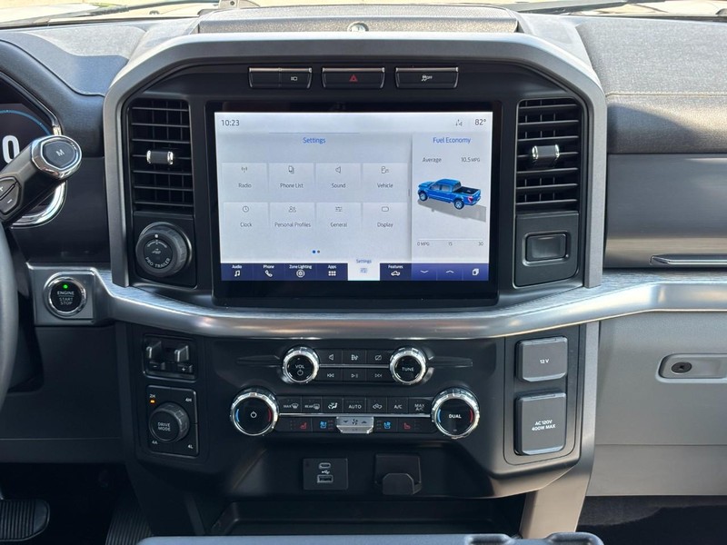 Ford F-150 Vehicle Full-screen Gallery Image 13