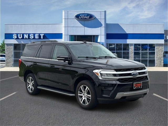 Waterloo IL 2023 Ford Expedition more details - ford expedition