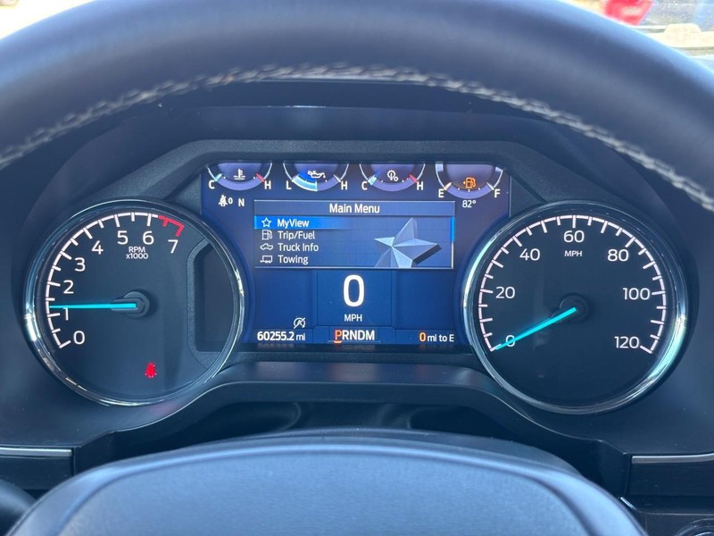 Ford F-150 Vehicle Full-screen Gallery Image 20
