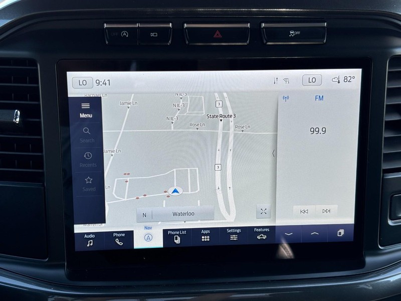 Ford F-150 Vehicle Full-screen Gallery Image 22