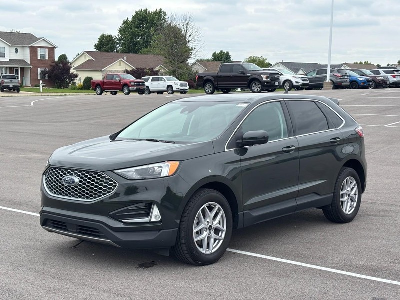 Ford Edge Vehicle Full-screen Gallery Image 07