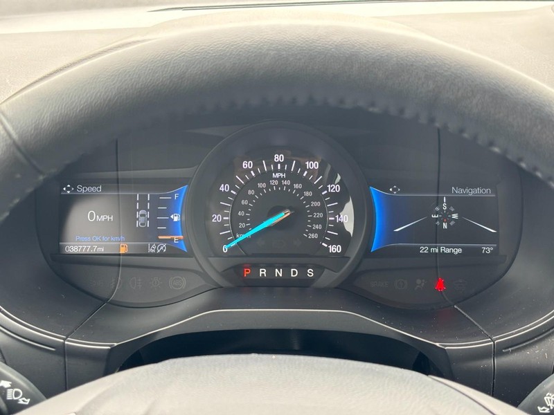 Ford Edge Vehicle Full-screen Gallery Image 20