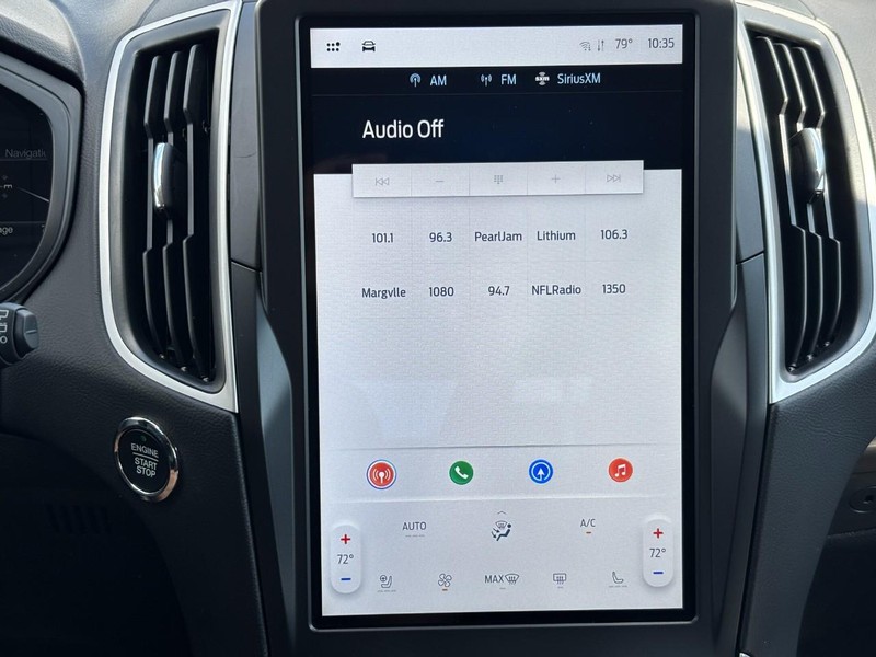 Ford Edge Vehicle Full-screen Gallery Image 21