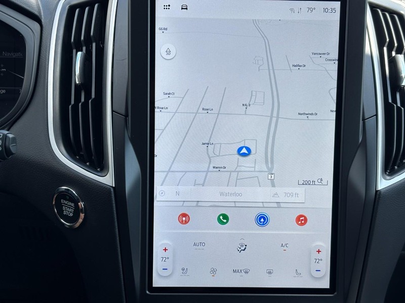 Ford Edge Vehicle Full-screen Gallery Image 22