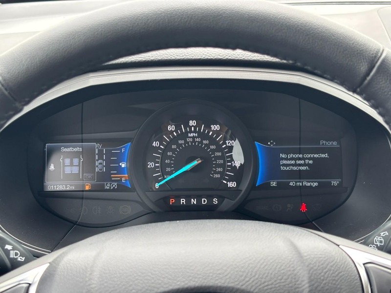 Ford Edge Vehicle Full-screen Gallery Image 19