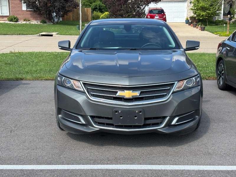 Chevrolet Impala Vehicle Full-screen Gallery Image 02