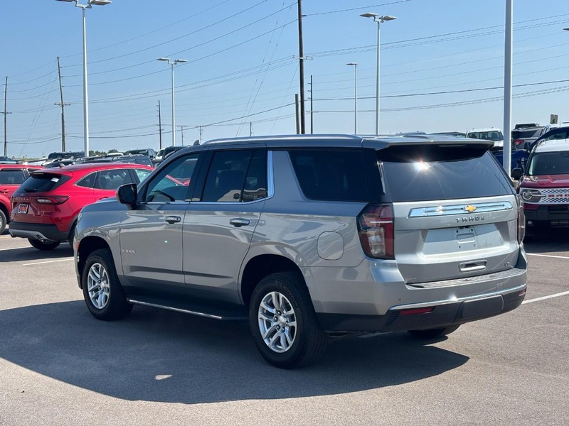 Chevrolet Tahoe Vehicle Full-screen Gallery Image 05