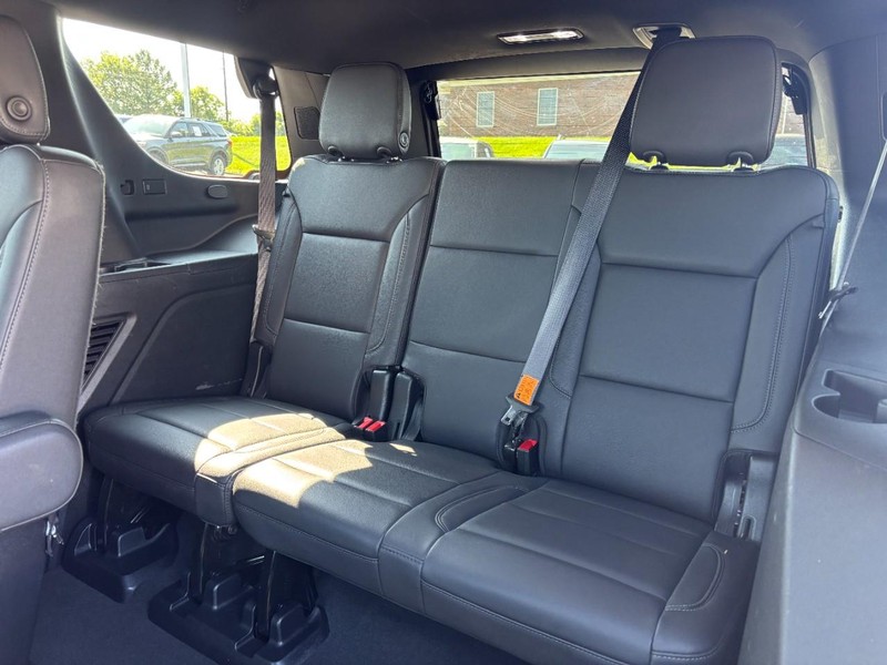 Chevrolet Tahoe Vehicle Full-screen Gallery Image 10