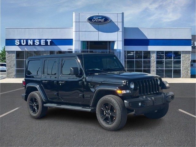 Waterloo IL 2021 Jeep Wrangler more details - jeep wrangler