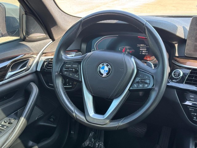2023 BMW 5 Series 530i thumbnail image 12