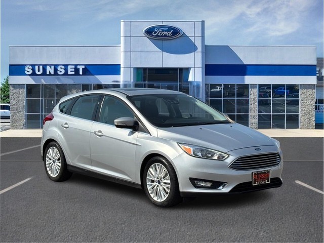 Waterloo IL 2017 Ford Focus more details - ford focus