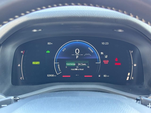 2025 Toyota Camry SE thumbnail image 19