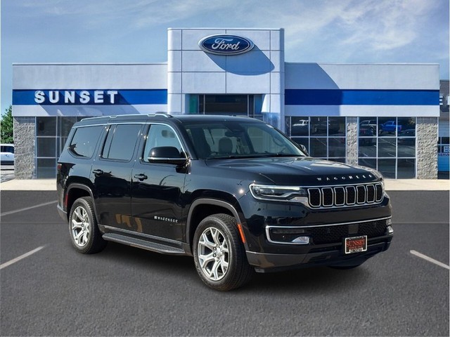 Waterloo IL 2022 Jeep Wagoneer more details - jeep wagoneer