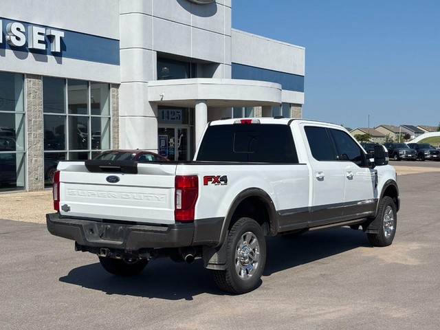 2022 Ford Super Duty F-350 SRW 4WD King Ranch Crew Cab thumbnail image 03