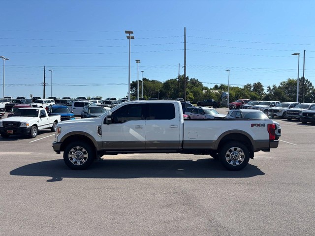2022 Ford Super Duty F-350 SRW 4WD King Ranch Crew Cab thumbnail image 06