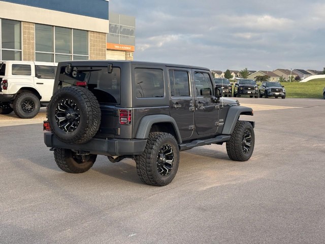 2017 Jeep Wrangler Unlimited Sport thumbnail image 03