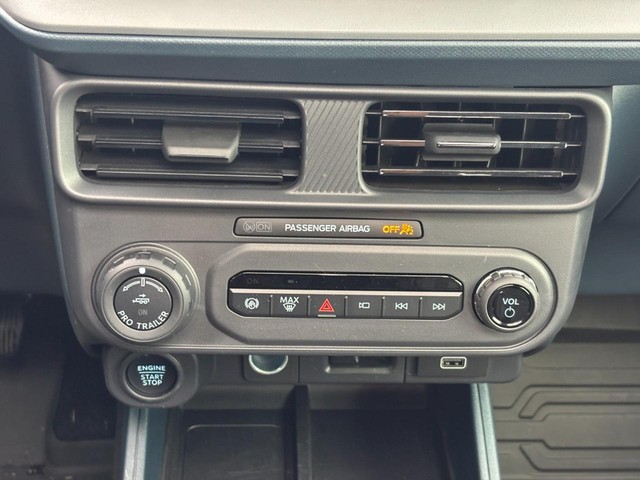 2026 Ford Maverick LARIAT thumbnail image 24