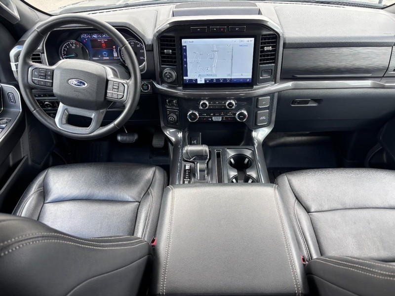 Ford F-150 Vehicle Full-screen Gallery Image 11