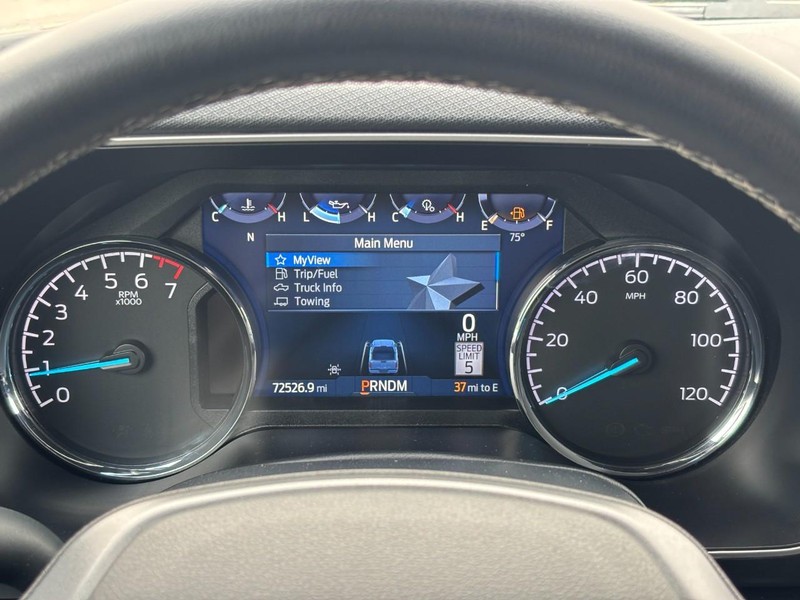 Ford F-150 Vehicle Full-screen Gallery Image 19