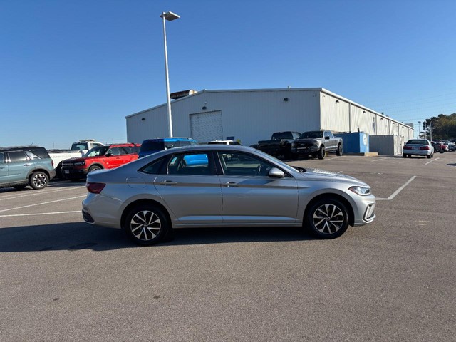 2025 Volkswagen Jetta S thumbnail image 02