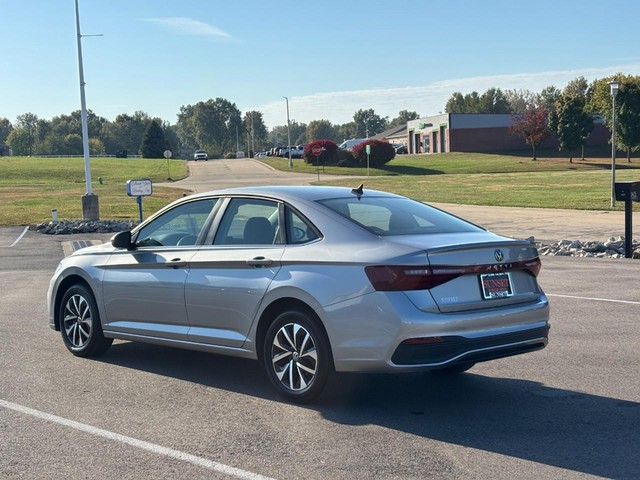2025 Volkswagen Jetta S thumbnail image 05