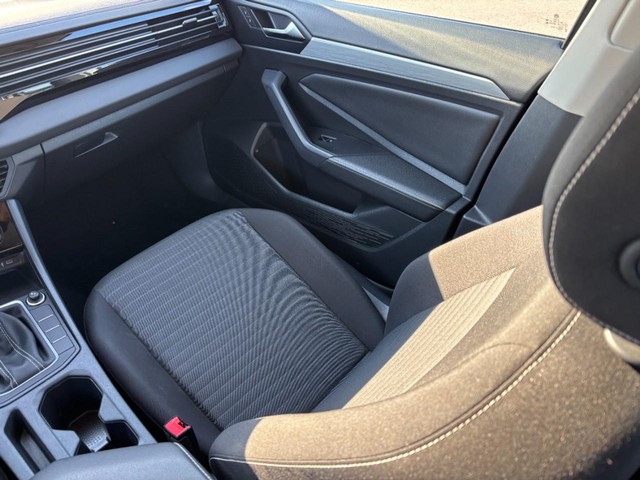 2025 Volkswagen Jetta S thumbnail image 14