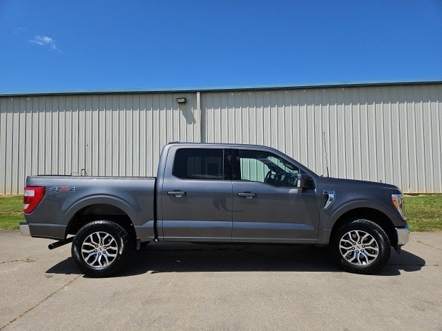 Ford F-150 Vehicle Full-screen Gallery Image 2