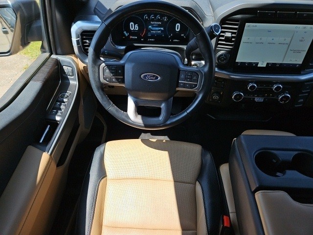 Ford F-150 Vehicle Full-screen Gallery Image 13