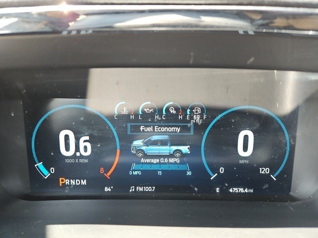 Ford F-150 Vehicle Full-screen Gallery Image 18