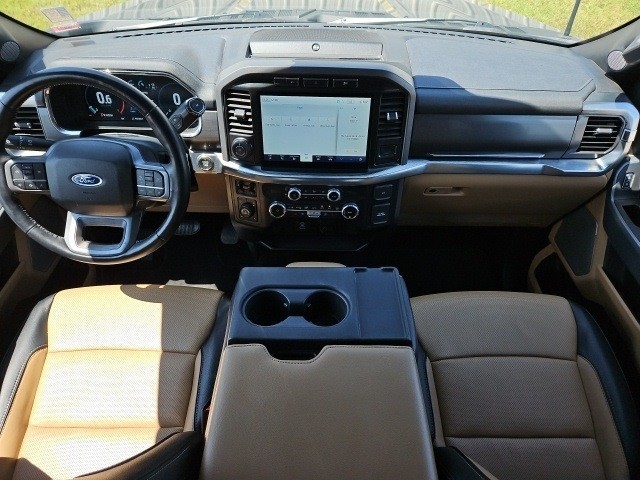 Ford F-150 Vehicle Full-screen Gallery Image 25