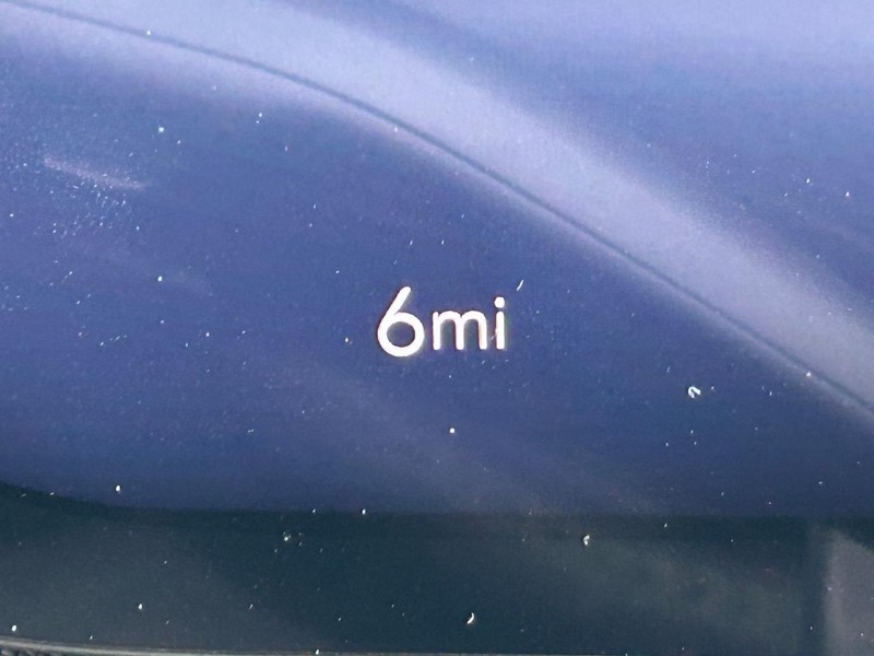 Buick Enclave Vehicle Full-screen Gallery Image 23