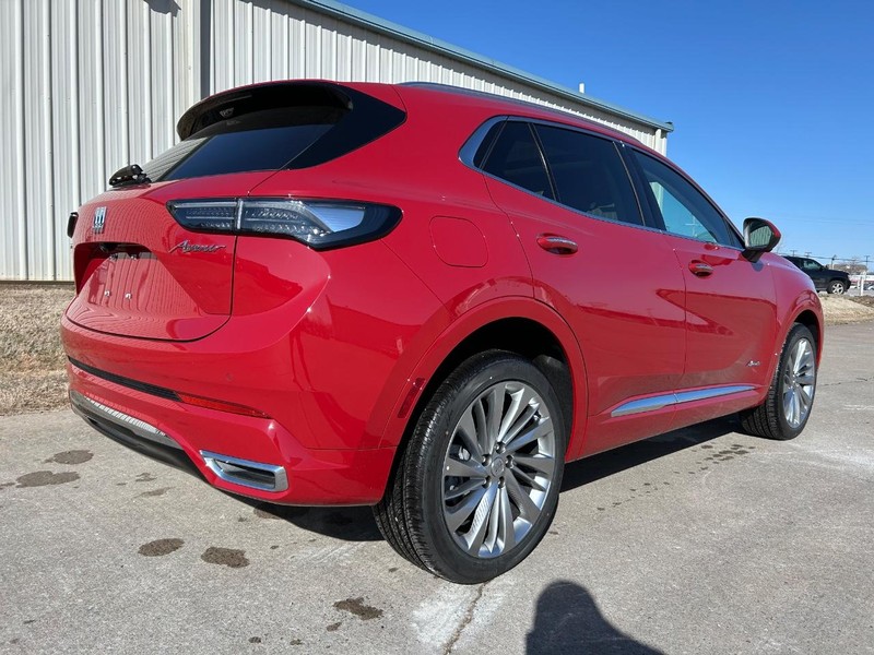 Buick Envision Vehicle Full-screen Gallery Image 3