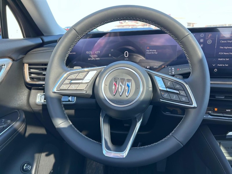 Buick Envision Vehicle Full-screen Gallery Image 13