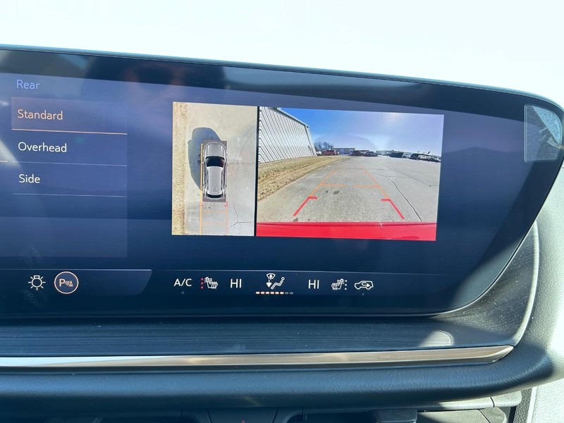 Buick Envision Vehicle Full-screen Gallery Image 24