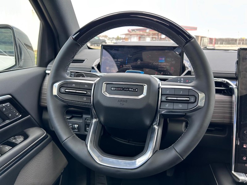 GMC Sierra EV Vehicle Full-screen Gallery Image 11