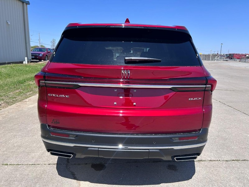 Buick Enclave Vehicle Full-screen Gallery Image 4